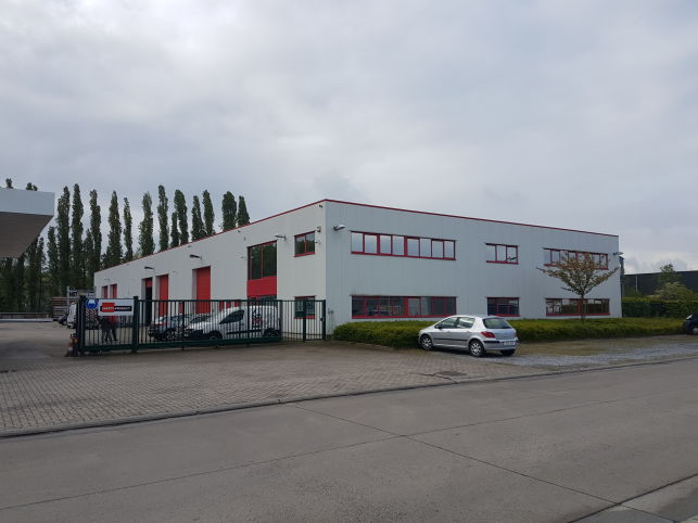 Flexsol a loué un entrepôt à Lokeren