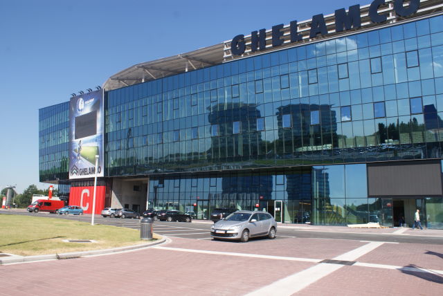 The Led Shop huurt een kantoor in de Ghelamco Arena in Gent