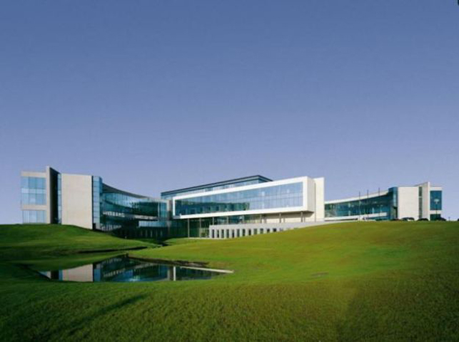 The Crescent - Offices and Business Center in Brussels