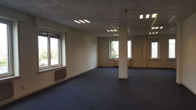 Office to lease near Ghent-Saint-Peters railway station