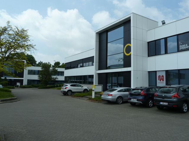 Offices & warehouse to let in Grand-Bigard Brussels-west