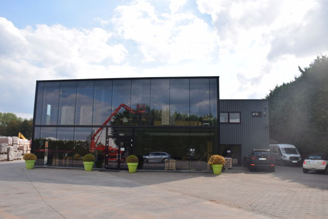 Outdoor storage & warehouse for sale near Leuven, Brussels and Mechelen