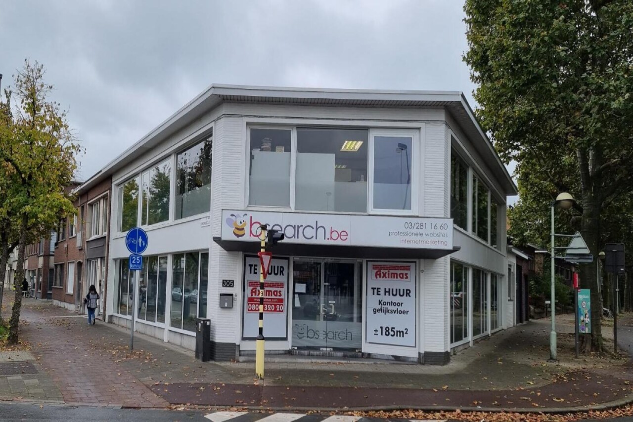 Instapklaar kantoor te huur in Berchem Antwerpen