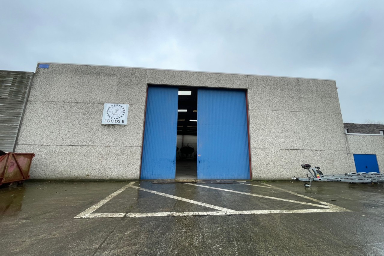 Magazijn te huur in de haven van Gent