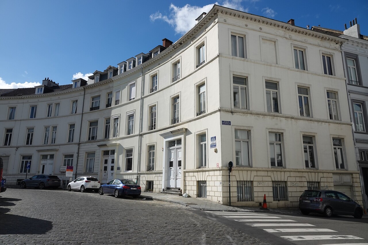 Offices for rent at the Place des Barricades
